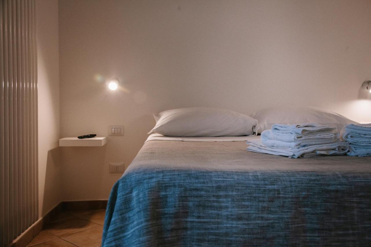 Magnolia Rooms Civitavecchia Eksteriør bilde