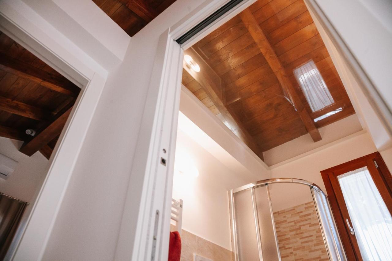 Magnolia Rooms Civitavecchia Eksteriør bilde