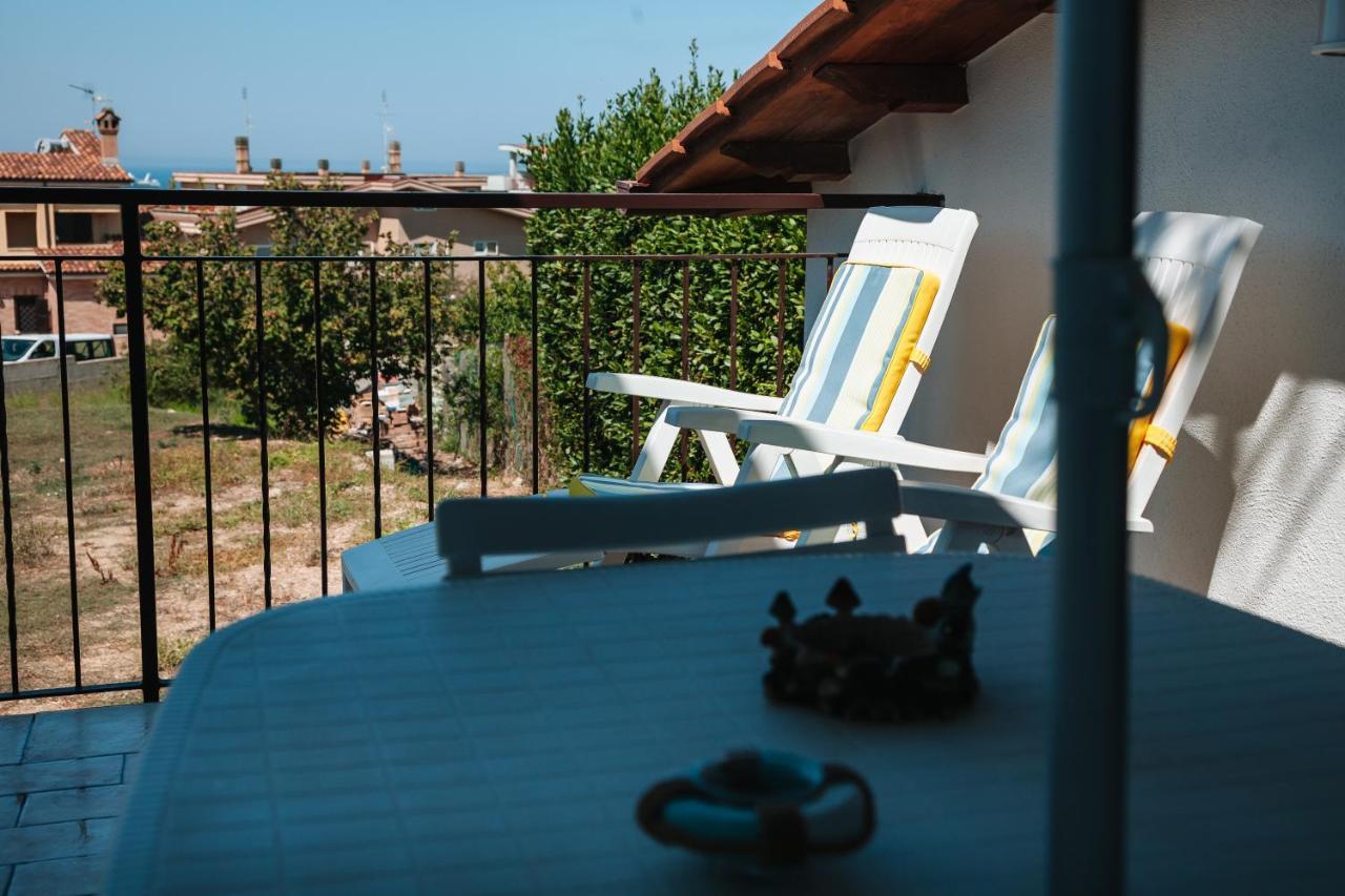 Magnolia Rooms Civitavecchia Eksteriør bilde